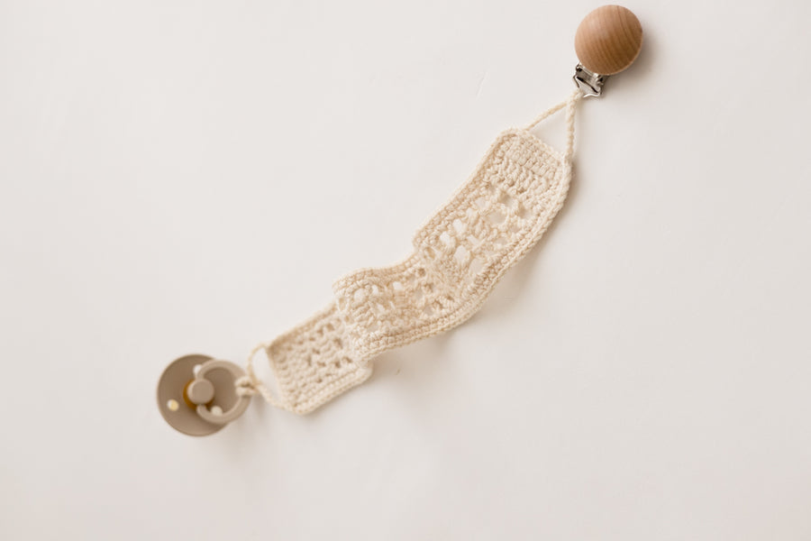 Mini Atlantic Clip — crochet fait main Minicrochet, pacifier